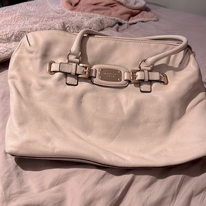 Large Michael Kors bag. Creamy white. Brand new